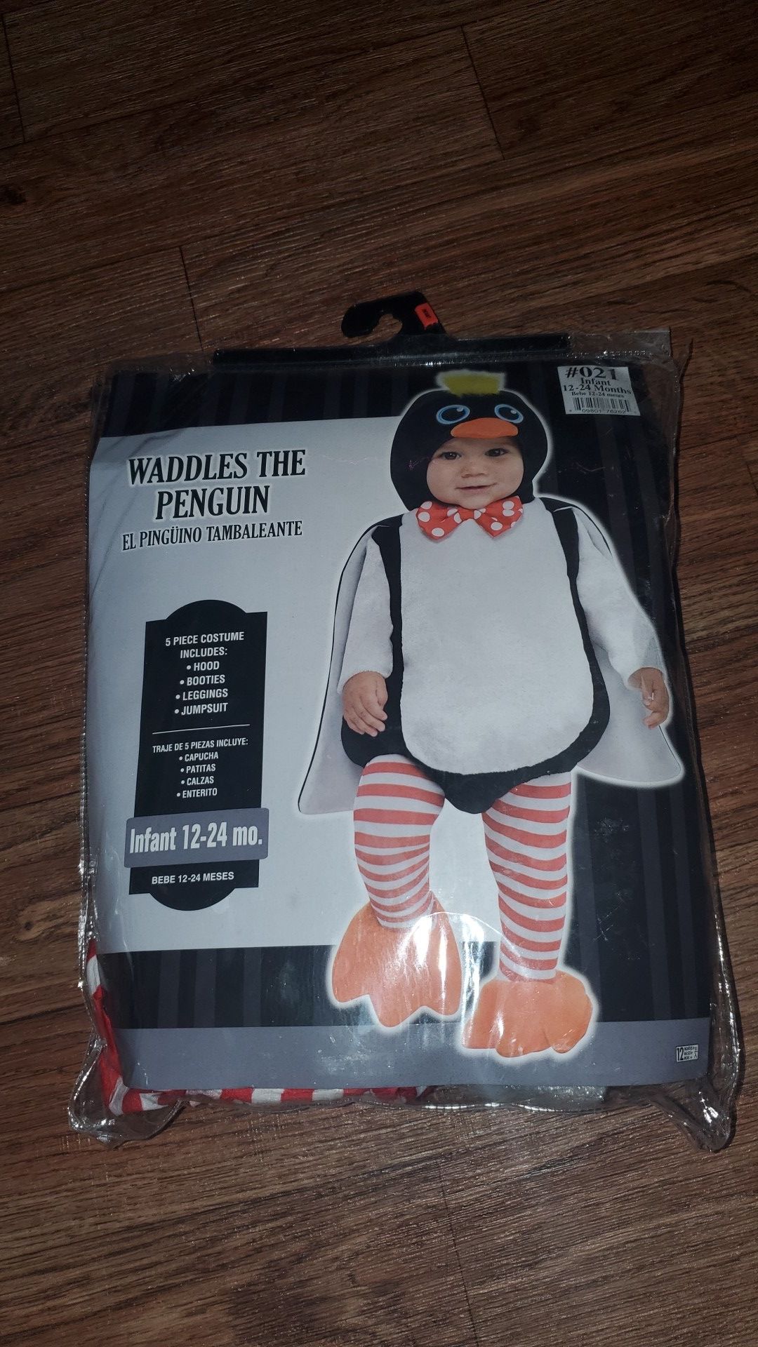 Penguin Halloween costume size 24 months
