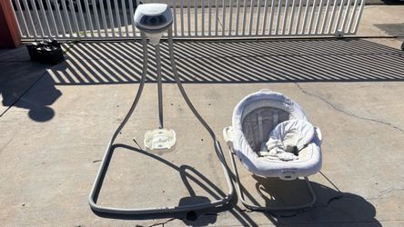 Baby swing