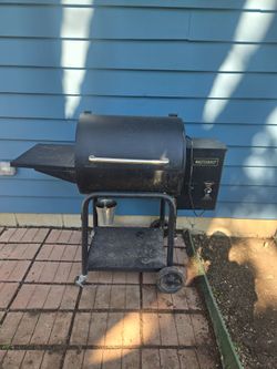 MasterBuilt Electric Pellet Smoker