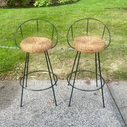 Pair of Mid Century Modern Iron & Wicker Bar Stools  35”H x 28”SH x 18”L x 17.5”D (Wicker needs TLC)