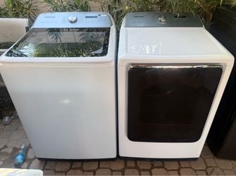 SAMSUNG-BEAUTIFUL SET 🔥GAS🔥✅✅2 MONTHS WARRANTY