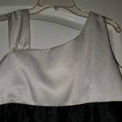 Beautiful Formal Girls Dress, Size 14 - 16