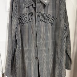 KITH MLB New York Yankees Brighton Mac Coat Loft 
