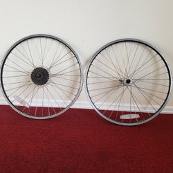 24" inch FRONT and REAR Bicycle Wheels 7 Speed Road Bike / MTB NYC PICK UP!