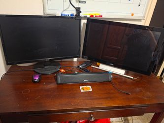 Wooden desk & Dell Moniror