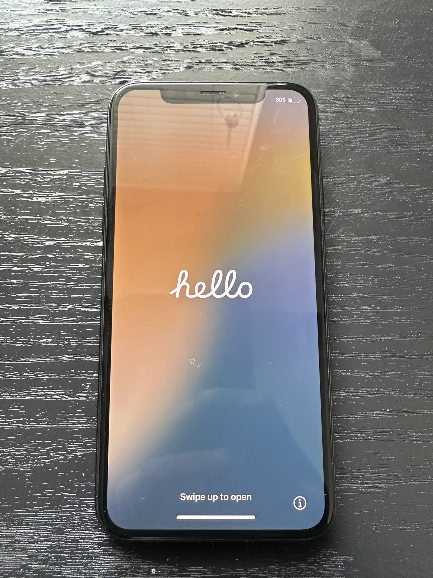 iPhone XS (Fully Unlocked)