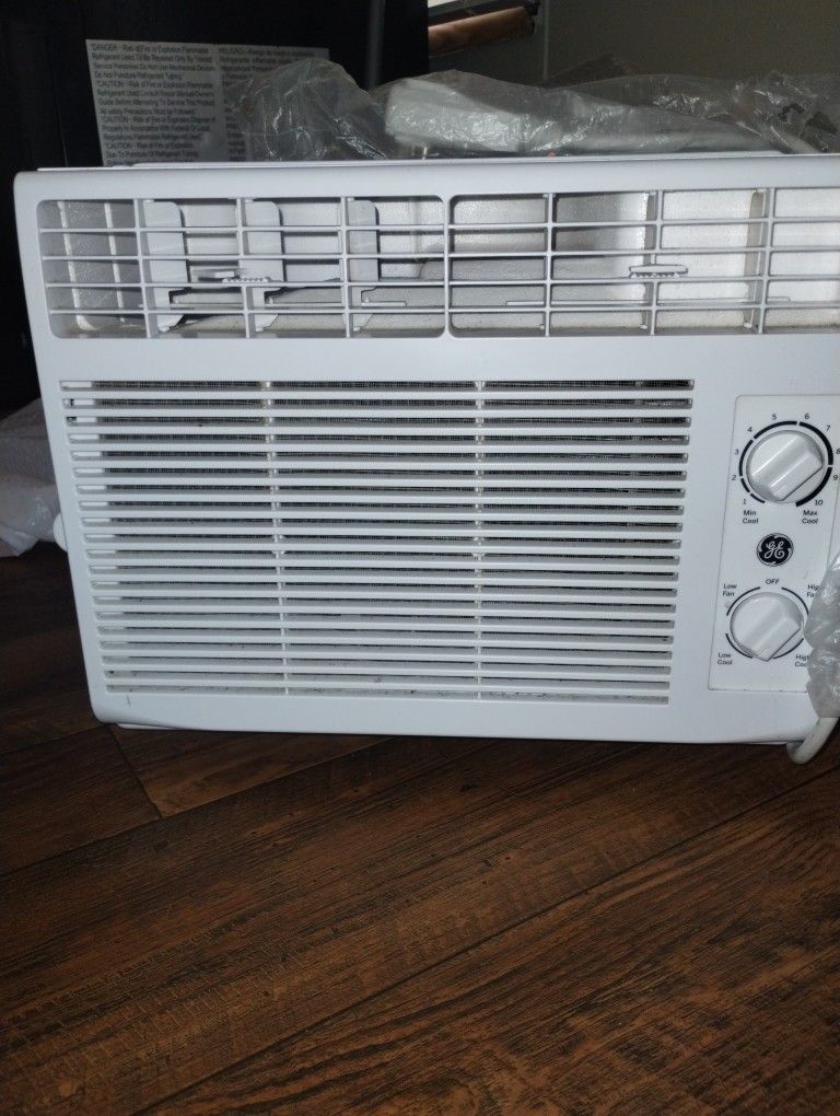 Window AC Units 