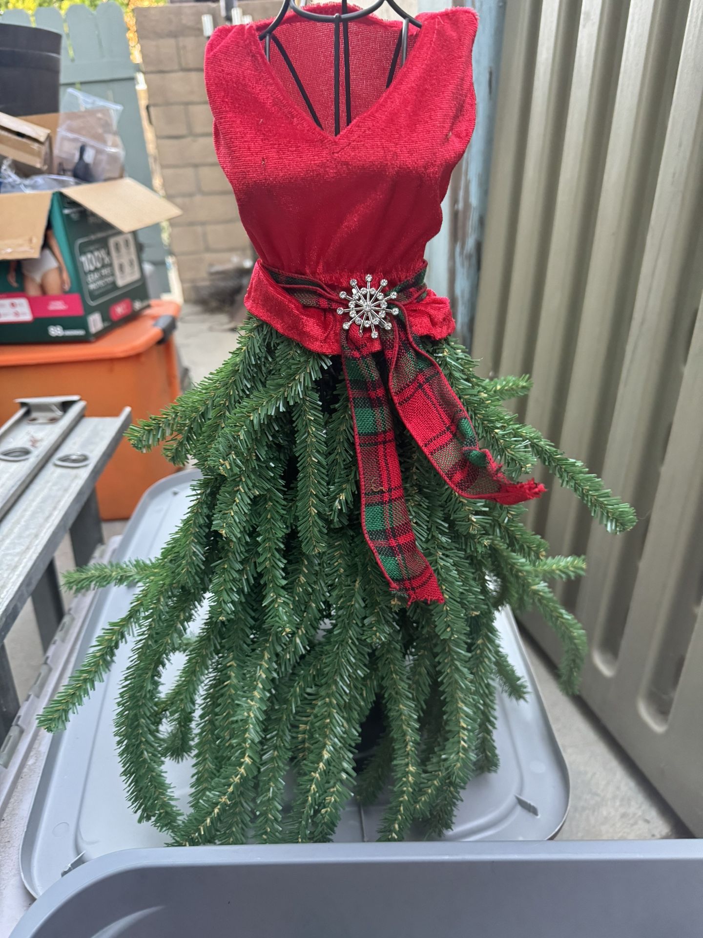 Mannequin Christmas Dress Tree