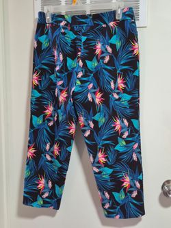 Tropical Floral Print Cropped Pants