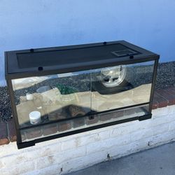 Reptile Enclosure 40 Gallon Front Opening Terrarium