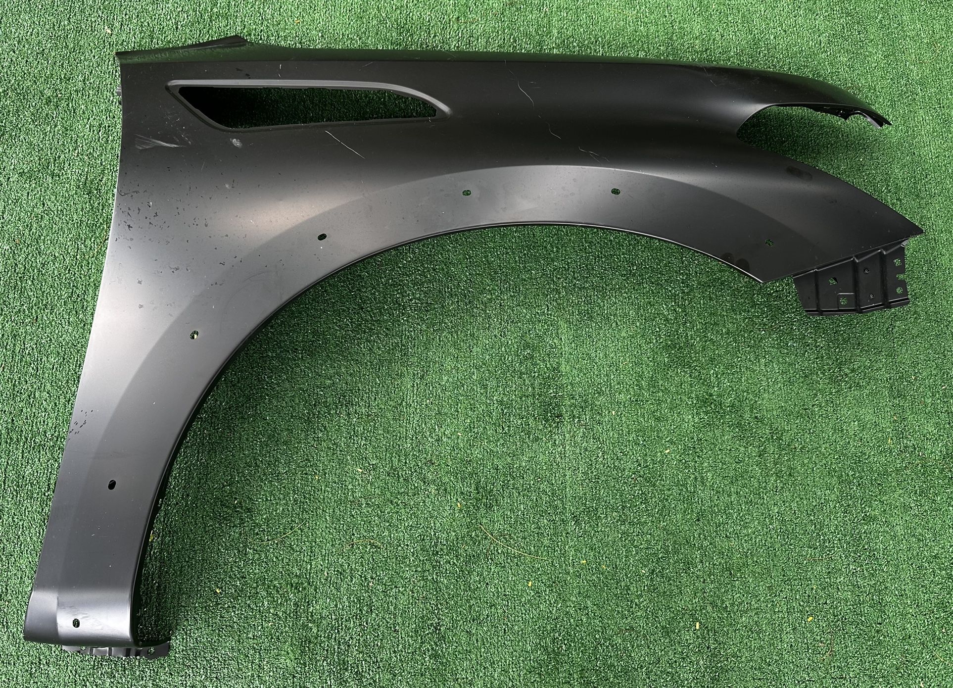 Nissan Armada Right Passenger Side Fender Guardafango Derecho Pasajero 2017 2018 2019 2020