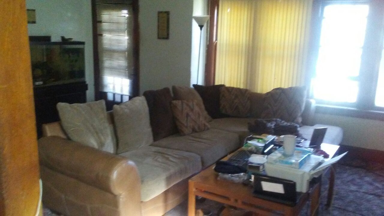 Ashley sectional for $1,200 no scratches no nothing wrong with this couch I have to move out of town so it's up for sale