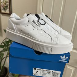 Adidas sleek super z size 7 zipper for Sale in Katy TX OfferUp