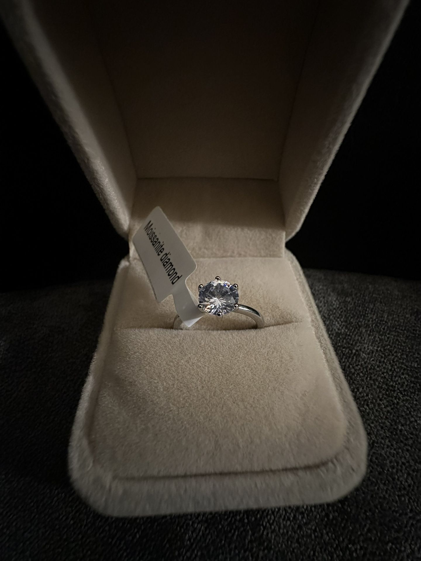 Moissanite Diamond Ring