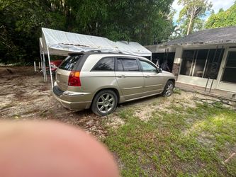 Chrysler Pacifica SUV Gold 2005