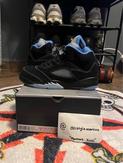 Jordan 5 Retro "Black University Blue (2026)