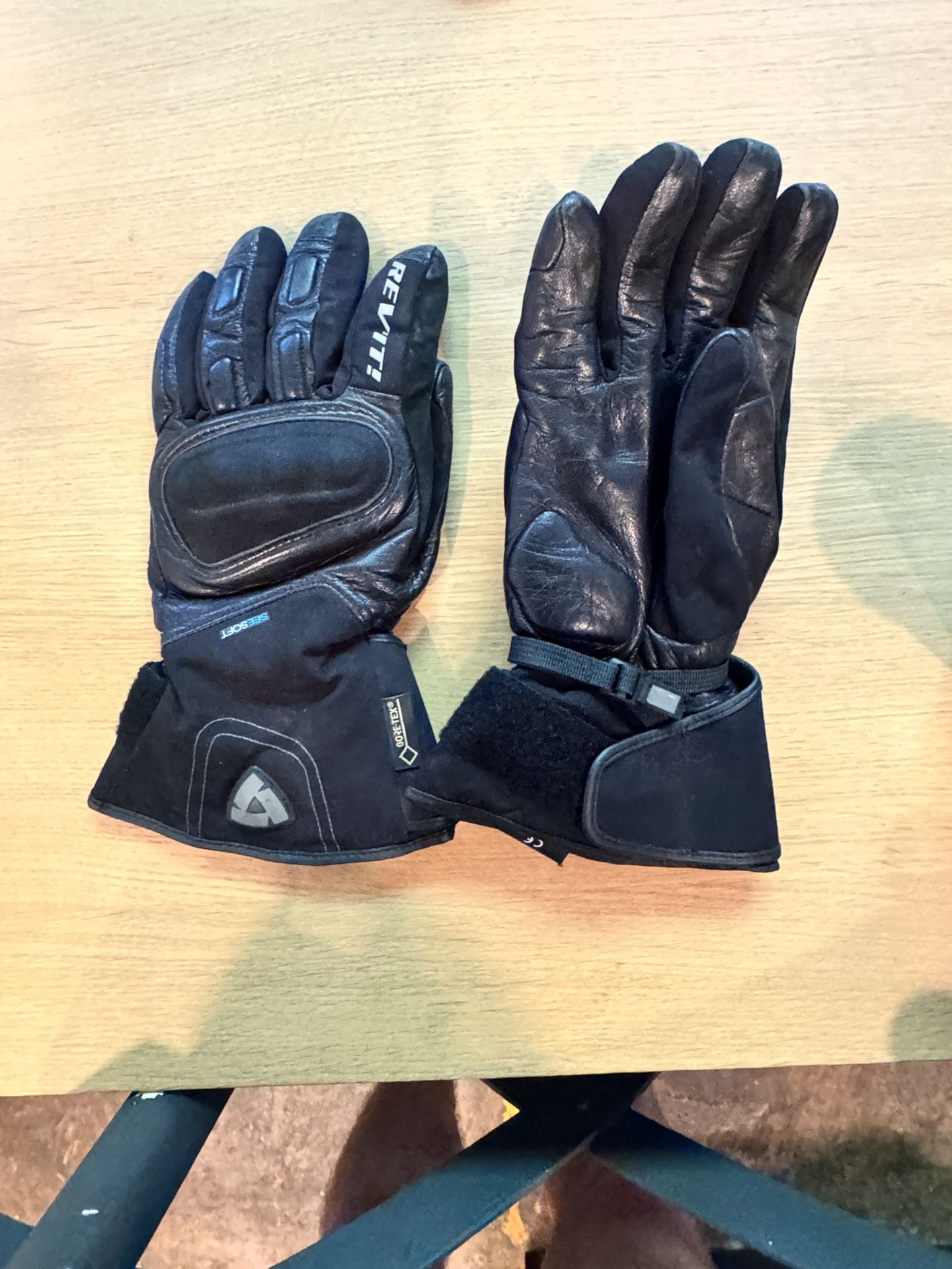 Revit Gloves