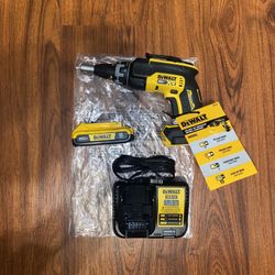 (1) Dewalt 20v Max XR 3 - Speed Brushless Drywall Screwgun (DCF630) (1) 2.0Ah Battery (1) 12v/20v Charger