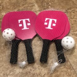 T-Mobile Pickleball Set (4 Paddles, 2 Balls) Pickle Ball
