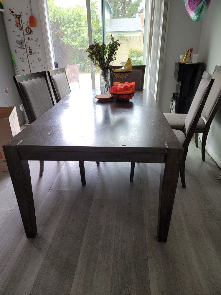 5 PC Dining Table