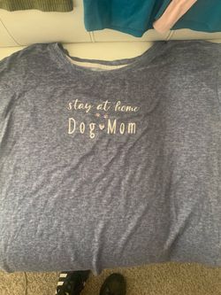 Size small/medium womens dog mom shirt