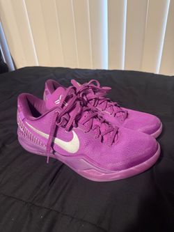 Size 10.5 eybl kobe’s
