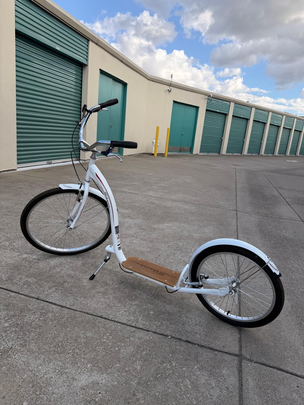Schwinn Cruiser Scooter