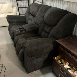  **Ashley Capehorn Granite Reclining Loveseat with