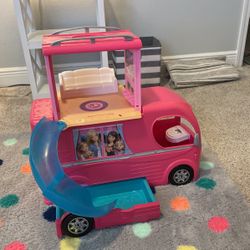 Barbie camper 