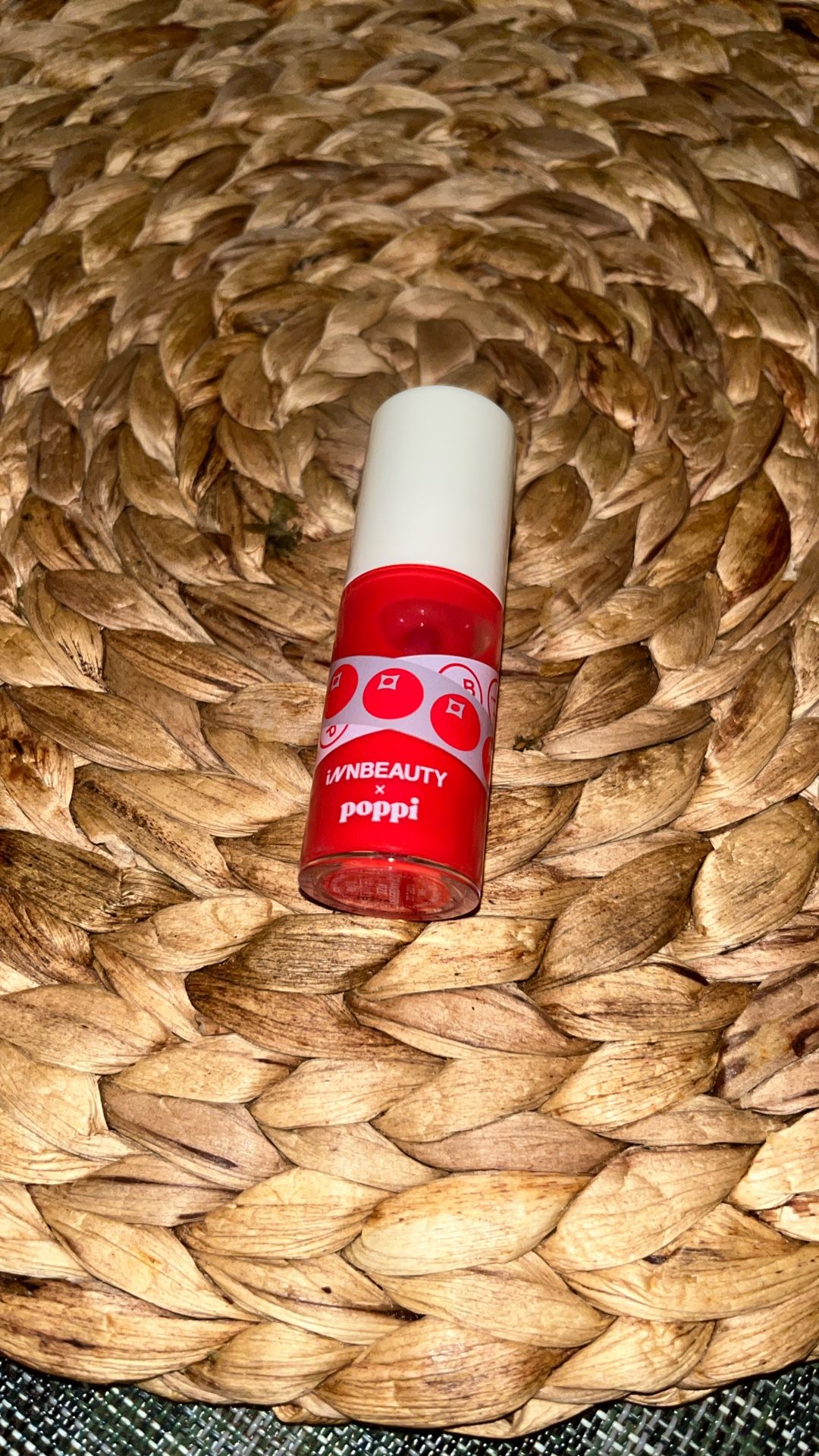 In beauty * Poppi Lip Oil 
