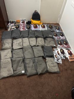 Bape essiential sweats hoodies back pack belts