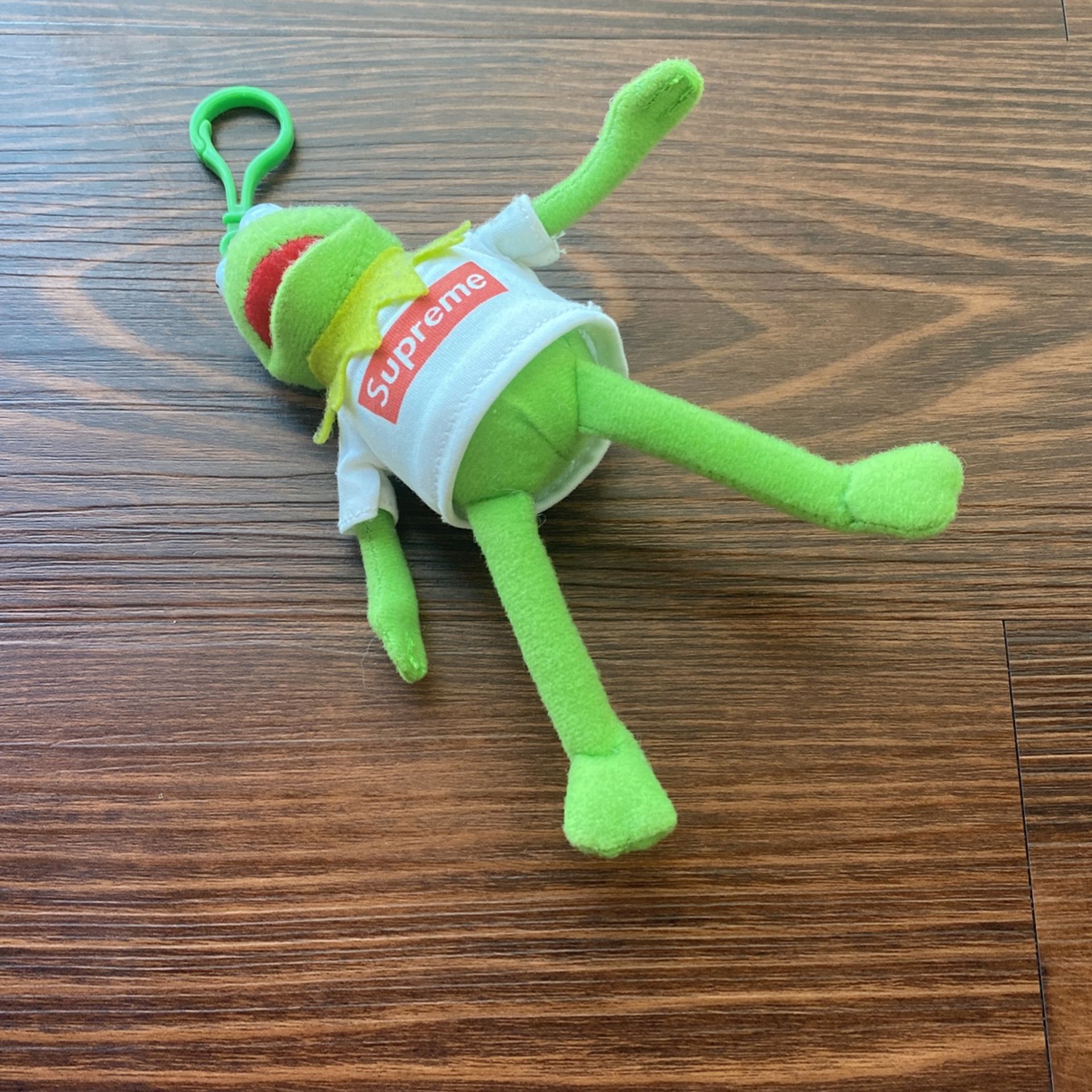 Supreme 'Kermit the Frog' Plush w/ Clip for Sale in Santa Ana, CA