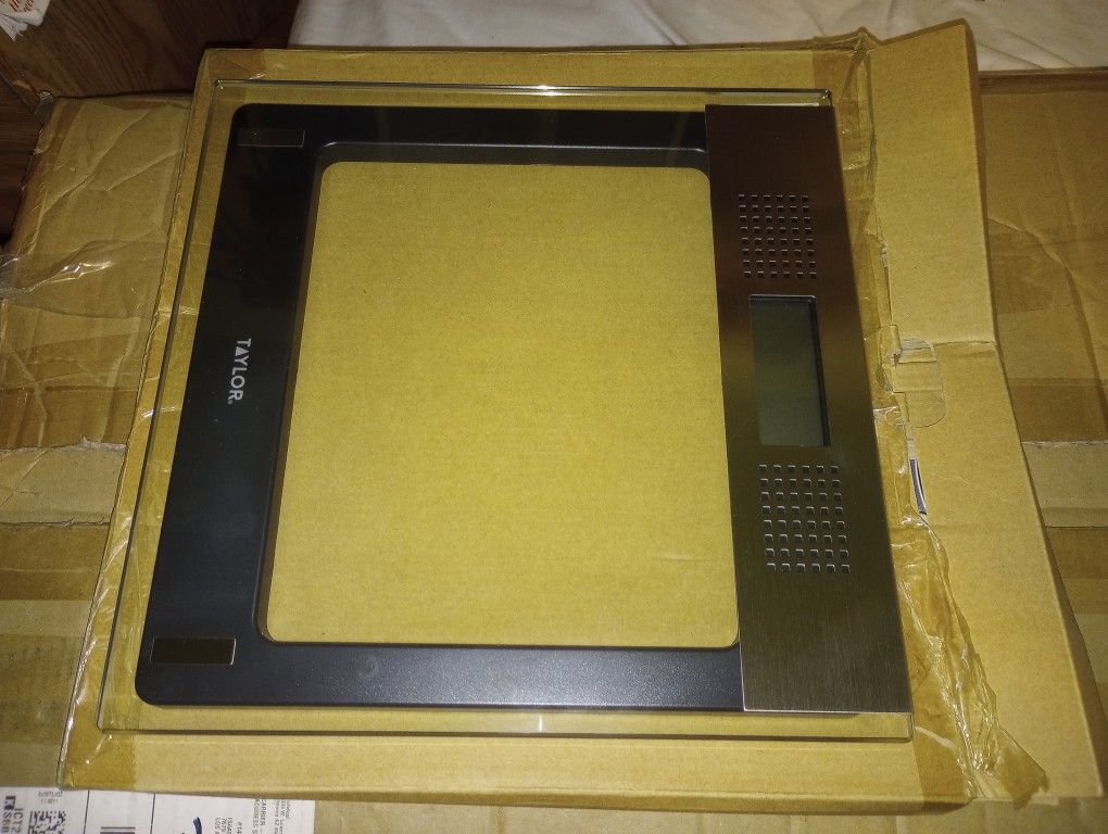 Weight Scale.. Brand New . Thick Glass