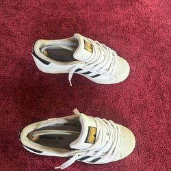 Adidas Tennis Shoes – Size 5