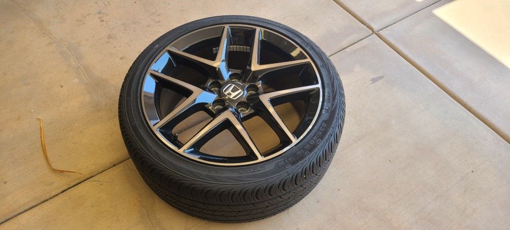 Honda Civic 2024 Wheel