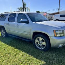 2011 Chevy Suburban 1500 LT