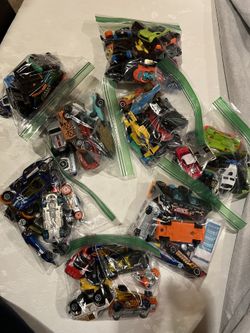 85 Hot Wheel Cars