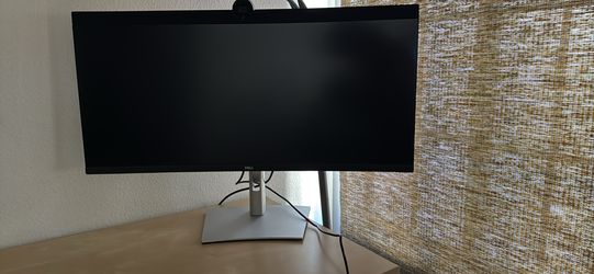Dell Curved Ultrawide Monitor with Built-in Webcam