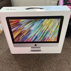 Apple - 21.5" iMac® with Retina 4K display - Intel Core i5 (3.0GHz) - 8GB Memory - 256GB SSD
