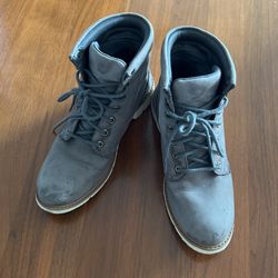 Women’s Timberland Boots 8 