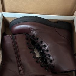 Boots Size 7