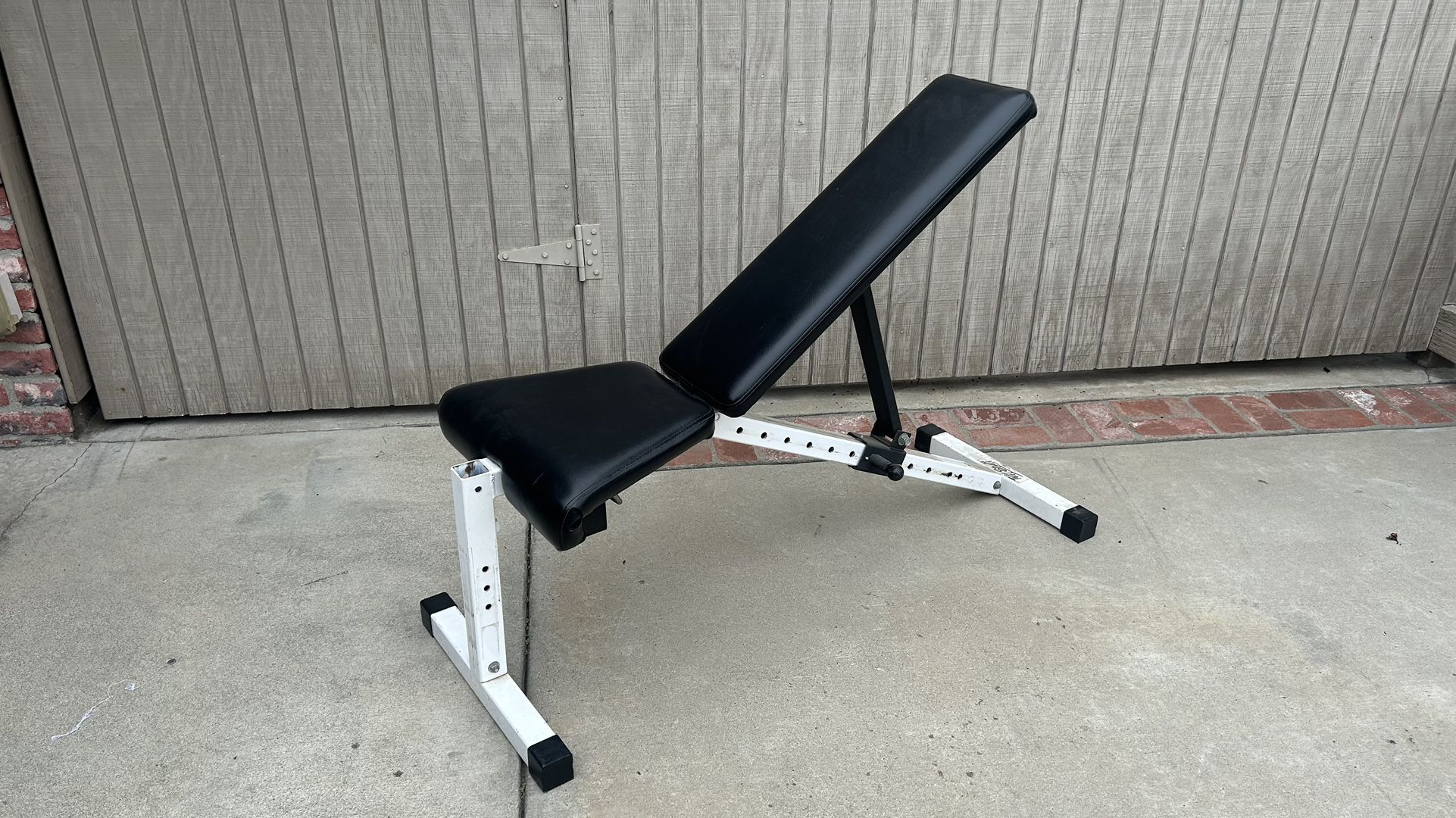 Tuff Stuff Heavy Duty Adjustable Workout Bench