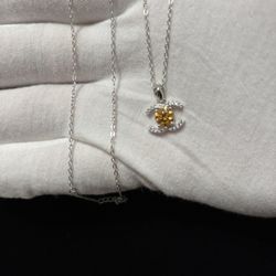 Women’s 925 Sterling Silver Necklace With Moissanite Pendant 