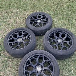 Mustang Wheels 235/50R18