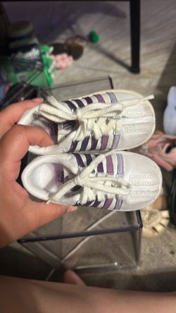 K- Swiss girl toddler shoes size 5