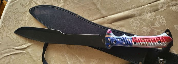 Machete. With a patriotic flair