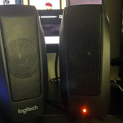 Logitech s-120 speakers
