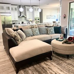 Gorgeous Kroehler Sectional Couch 