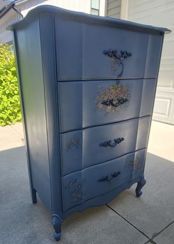 Updated French Provincial Dresser for Sale in Boise, ID - OfferUp