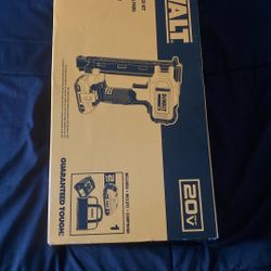 Dewalt 20v Max Cable Stapler Kit One 2ah Battery Charger & Tool Bag